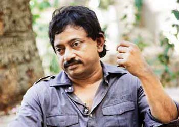 ram gopal varma,chiranjeevi 150th film,direction,prajarajyam  వర్మ సంచలన వ్యాఖ్యలు..!